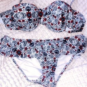 AÈROPOSTALE red white & blue floral bikini